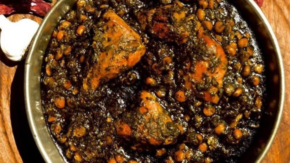 دستور پخت خورشت مرغ ترش گیلانی