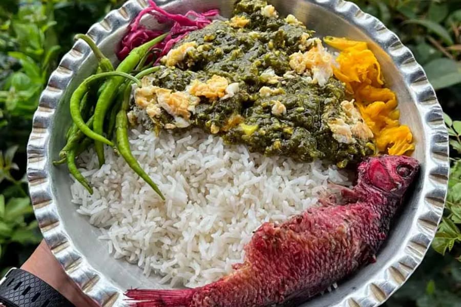 ترش تره گیلانی همراه با مخلفات
