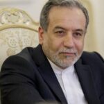 وزیر امور خارجه ایران درباره روابط دیپلماسی با بحرین، عربستان و مصر صحبت می کند