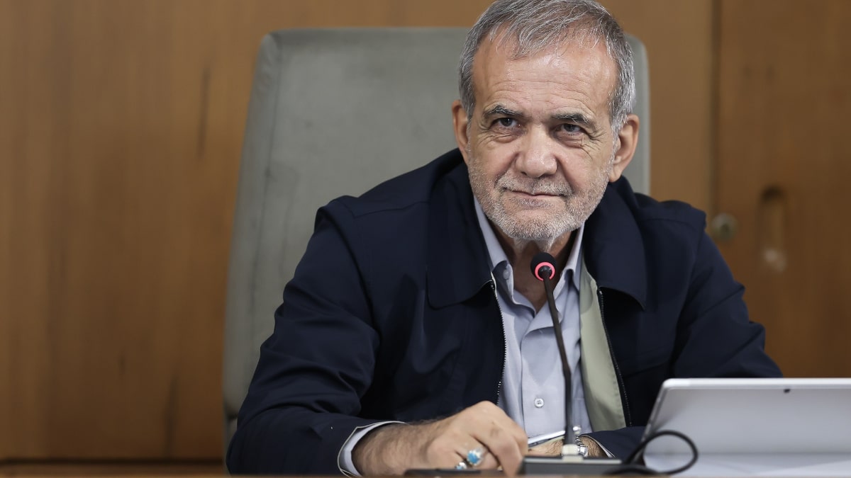 رئیس جمهور ایران بر غیرقابل پذیرش بودن حذف کامل تاسیسات هسته ای در مذاکرات غیر مستقیم تاکید کرد