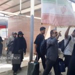 استاندار ایلام در حال بازدید از پایانه مرزی مهران