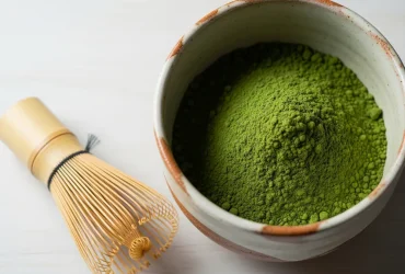 پودر سبز رنگ چای ماچا
