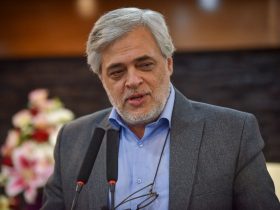 آقای قالیباف! شما هم مثل رئیس جمهور شجاعت دارید بگویید نمایندگان کار نمی‌کنند و پول می‌گیرند؟!
