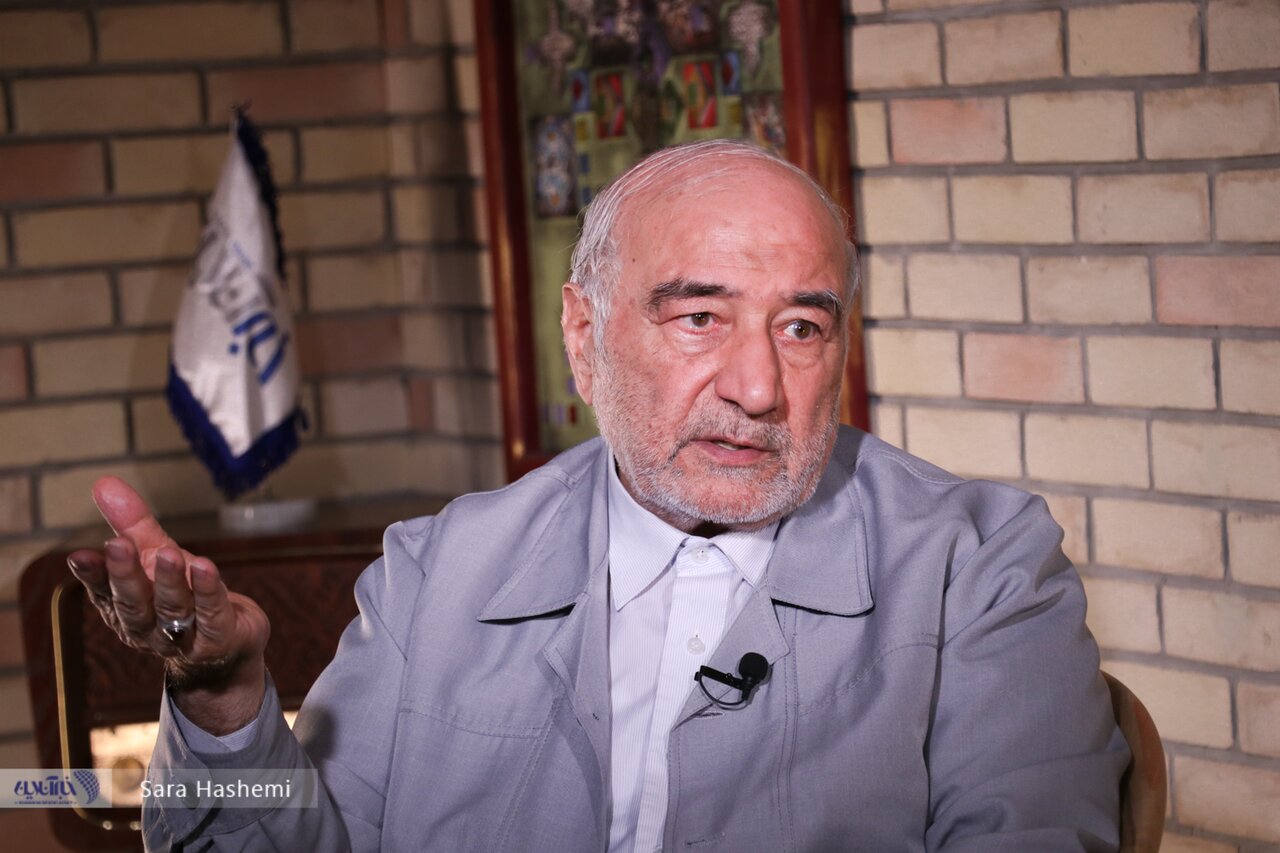 ببینید | سفیر سابق ایران در چین: چرا روسیه و چین در جنگ باید به ایران کمک می کردند؟ ؛ بیخود انتظار دارید برای ما کار کنند