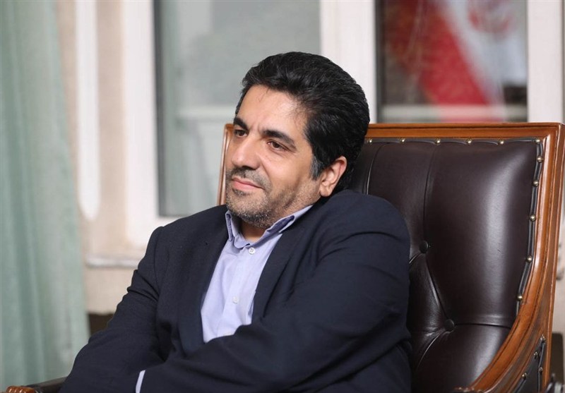 ثابت قدم: ورزشگاه آزادی تا پایان سال 1405 شرایط برگزاری مسابقات را ندارد