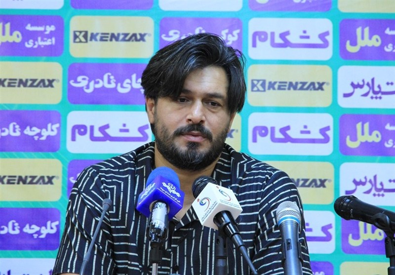 دقیقی: چون هوادار نداریم راحت به ما کارت زرد نشان می‌دهند
