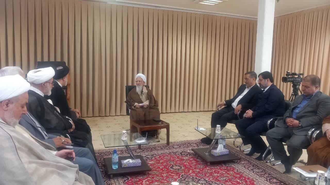 دیدار معاون پزشکیان با آیت‌الله جوادی آملی و بوشهری؛تاکید دولت بر بهره‌گیری از رهنمودهای مراجع و ارتباط با علما