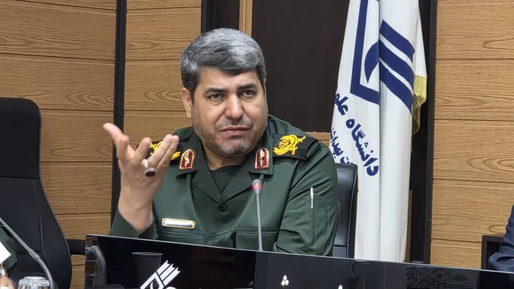 روایت فرمانده سپاه بوشهر از نقش جامعه پزشکی در جنگ ۱۲ روزه؛ هر اتفاق بزرگی در کشور دست توانمند جوانان و بزرگان ایران است