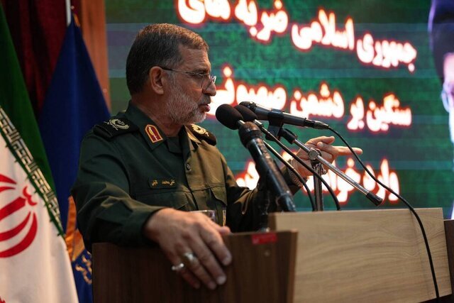 سخنگوی سپاه: تهاجم دشمن غافلگیرکننده بود اما نیروهای مسلح ایران به دلیل آمادگی کامل دچار فروپاشی نشد؛ دشمن اعتراض‌های مردم را ظرفیت شورش تلقی کرد