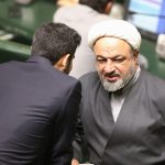 سرمقاله روزنامه هم میهن: تندروها باید بدانند شورای عالی امنیت ملی که قانون حجاب را ملغی می کند در مسائل مهم امنیتی کشور هم می تواند به مجلس اعتنا نکند