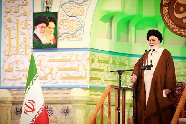 علم الهدی: این نظام را خدا اداره می‌کند؛ روایت امام جمعه مشهد از توبیخ رئیس سازمان سیا توسط کارتر و پاسخ رئیس سیا به او