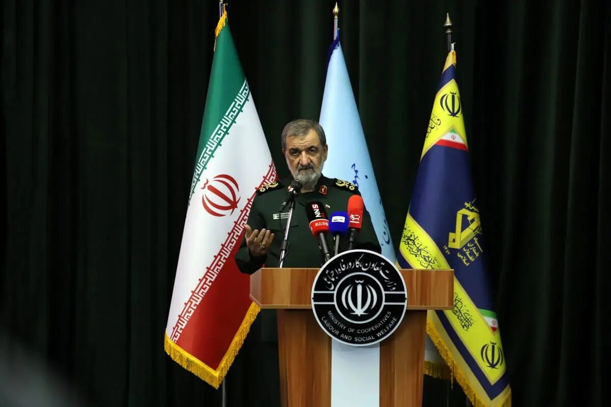 محسن رضایی: در نامه ترامپ به رهبری بحث موشک مطرح نیست؛ هشدار در خصوص حمله احتمالی اسرائیل به ایران
