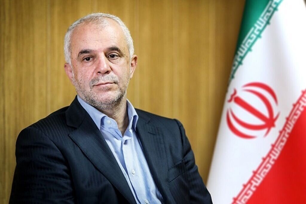 معاون رئیس جمهوری: ریزپرنده‌های دشمن امروز روان فرزندان ما را هدف قرار داده‌اند؛ بیش از ۴۵ درصد از اسرای ۸ سال دفاع مقدس دانش آموزان بودند