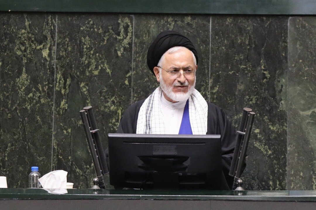 نماینده شوشتر: در مدت ۳ تا ۹ ماه می‌توان عوارض ناشی از تحریم‌ها را به کلی خنثی کرد؛ ایران، افغانستان، سوریه یا لیبی نیست