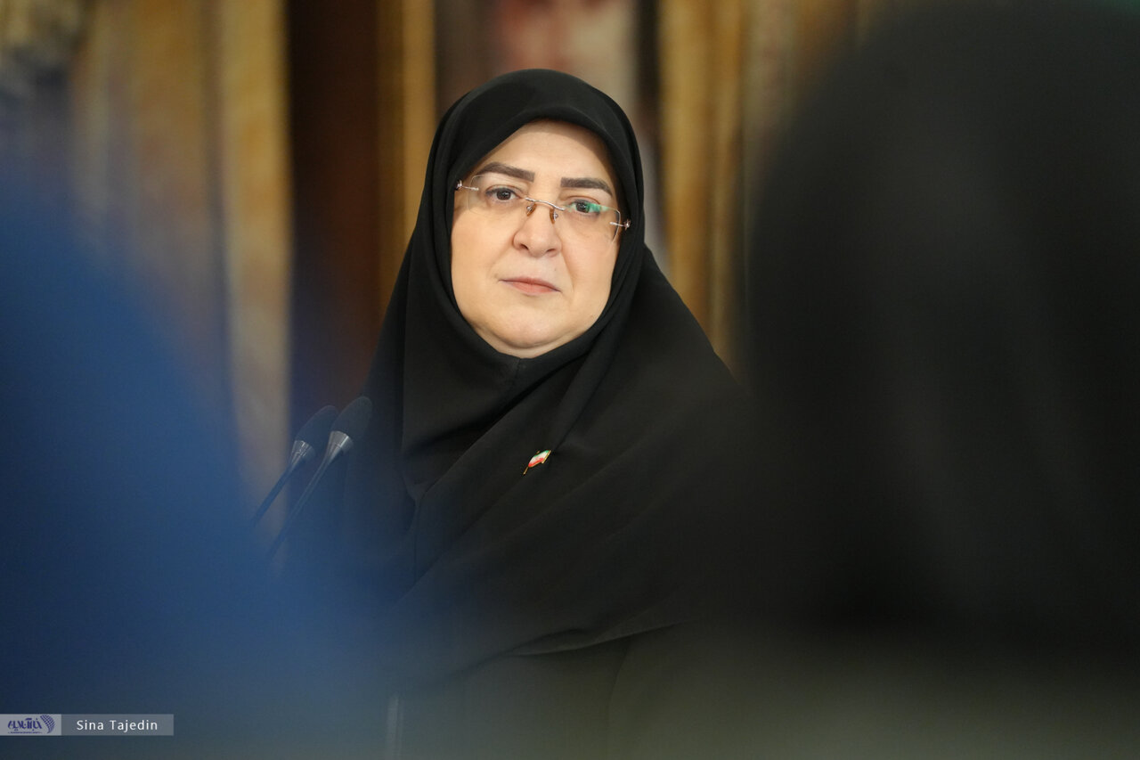 واکنش دولت به درخواست ها برای کاهش برد موشک‌های ایران؛ مسائل دفاعی به‌هیچ‌عنوان قابل‌مذاکره نیست