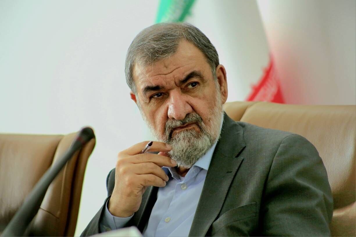 پیش بینی محسن رضایی از اقدامات بعدی اسرائیل؛ عربستان،ترکیه و عراق هم باید منتظر بمب‌های این رژیم باشند، اگر...