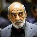 پیشنهاد حسین شریعتمداری: حالا که ار NPT خارج نمی شویم مجلس طرح سه فوریتی بدهد که بازرسان آژانس را راه ندهیم