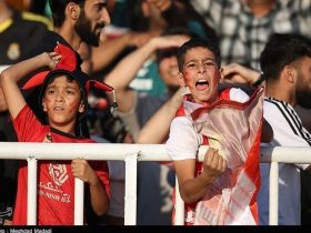 اعتراض هواداران پرسپولیس مسیر حرکت اتوبوس پرسپولیس را تغییر داد