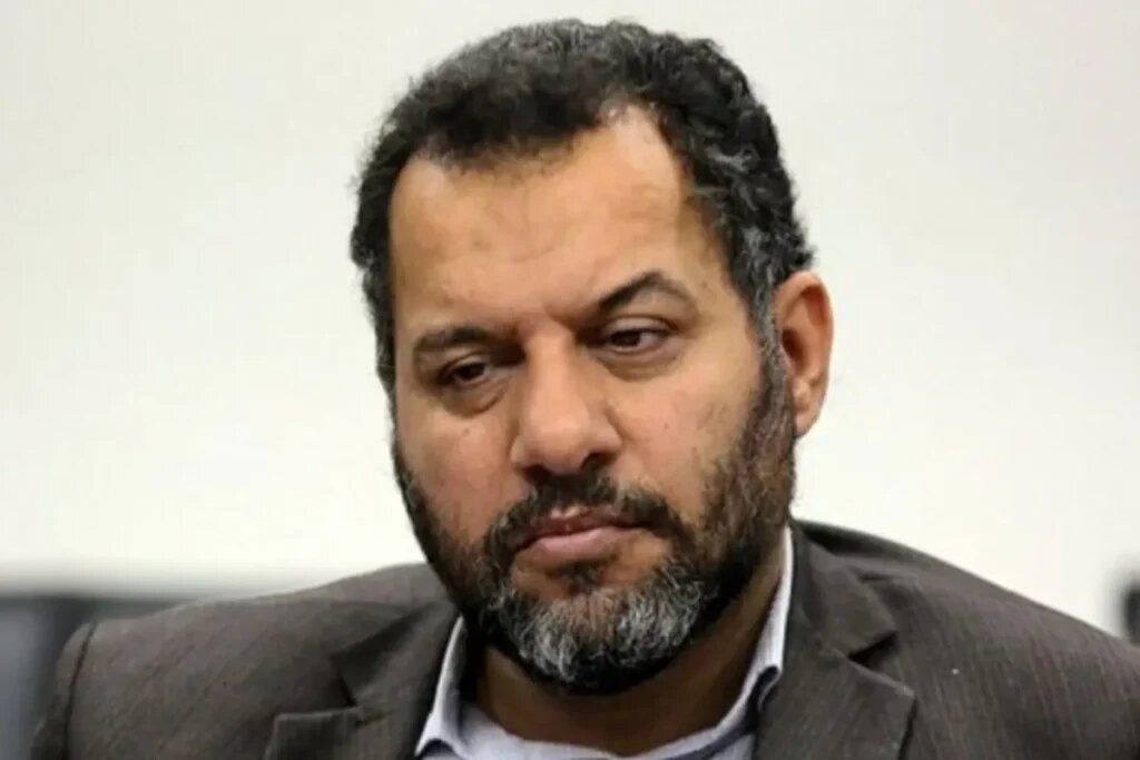 انتقاد تلویحی نماینده اصفهان از باهنر: بعضی از خودی‌ها متاسفانه با گفتارهای نسنجیده آب به آسیاب دشمن می‌ریزند؛ قانون حجاب هرچه زودتر ابلاغ شود