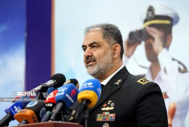 بازدید فرمانده نیروی دریایی ارتش از آمادگی عملیاتی ایستگاه دریایی خارک؛ ادامه پشتیبانی و تقویت توان رزمی نیروها
