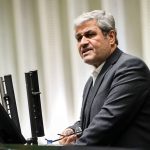 تاجگردون: مسئولیت تصمیمات ارزی دولت فقط به گردن بانک مرکزی نیست؛ همه کسانی که در دولت حضور دارند نسبت به تصمیمات آن مسئول هستند