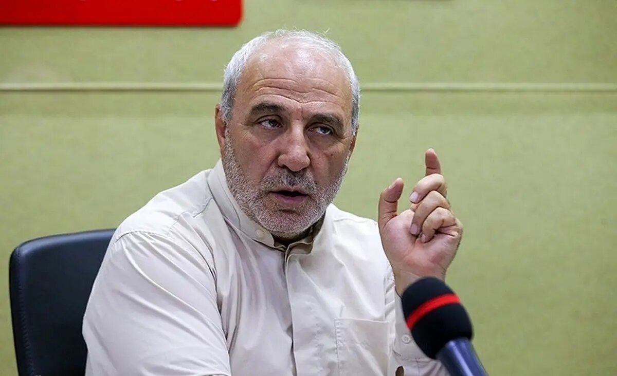 تحلیل حاجی دلیگانی از مکانیسم ماشه؛ سلاحی تو خالی برای ترساندن مردم است؛ مقصر دولت است که برای مردم شفاف سازی نمی کند!