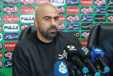 زارع: اگر مشکل شخصی با من است کنار می‌روم/ ملوان نباید قربانی داوری شود