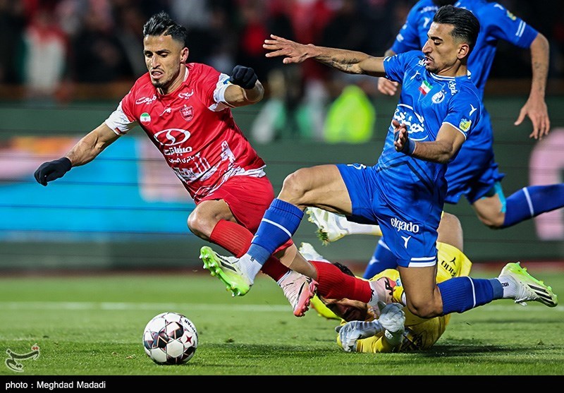 سخنگوی فراکسیون ورزش: بازرسی کل کشور به قراردادهای استقلال و پرسپولیس ورود می‌کند