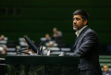 شما نظر بدهید؛ نظرتان درباره جمله علیرضا دبیر چیست؟ اگر تیم ملی کشتی برنده شود مردم خوشحال تر می‌شوند یا برجام امضا شود؟ و چرا؟