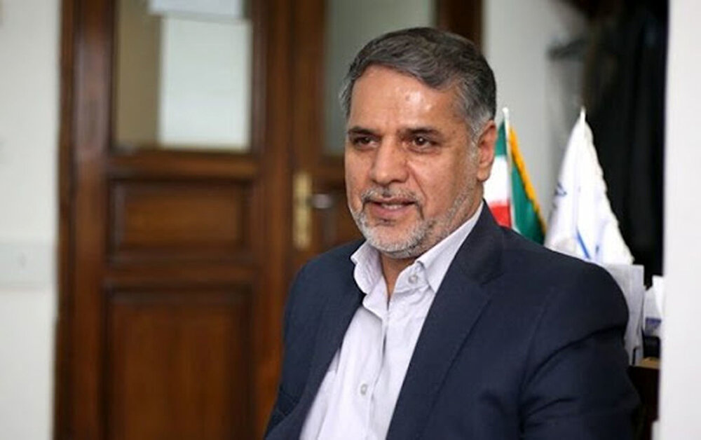 نقوی حسینی: اکنون جا و زمان مناظره بین دو جناح نیست که ببینینم مکانیزم ماشه کارِ جلیلی بود یا روحانی؛ شرایط فعلی محصول کار همه دولت ها و مجالس است