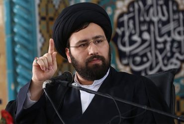 نوه امام (ره):دشمنان را متوجه کنیم که اگر بزنید، می‌خورید؛متکی به شخص نباشیم، مسأله مهم «قدرت بازدارندگی» است