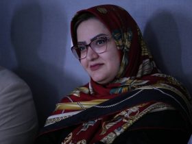 کنایه مینو خالقی به پیگیری نمایندگان اصفهان برای ابلاغ قانون حجاب؛ شهر در خطر ریزش است! + تصویر
